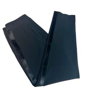 St. John essentials exclusive for Nordstrom Black straight Pants 6 satin stripe